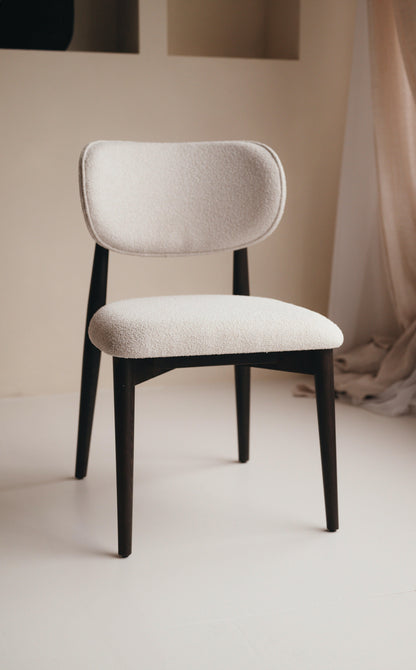 Eetkamerstoelen houten Eetkamerstoel in japandi stijl