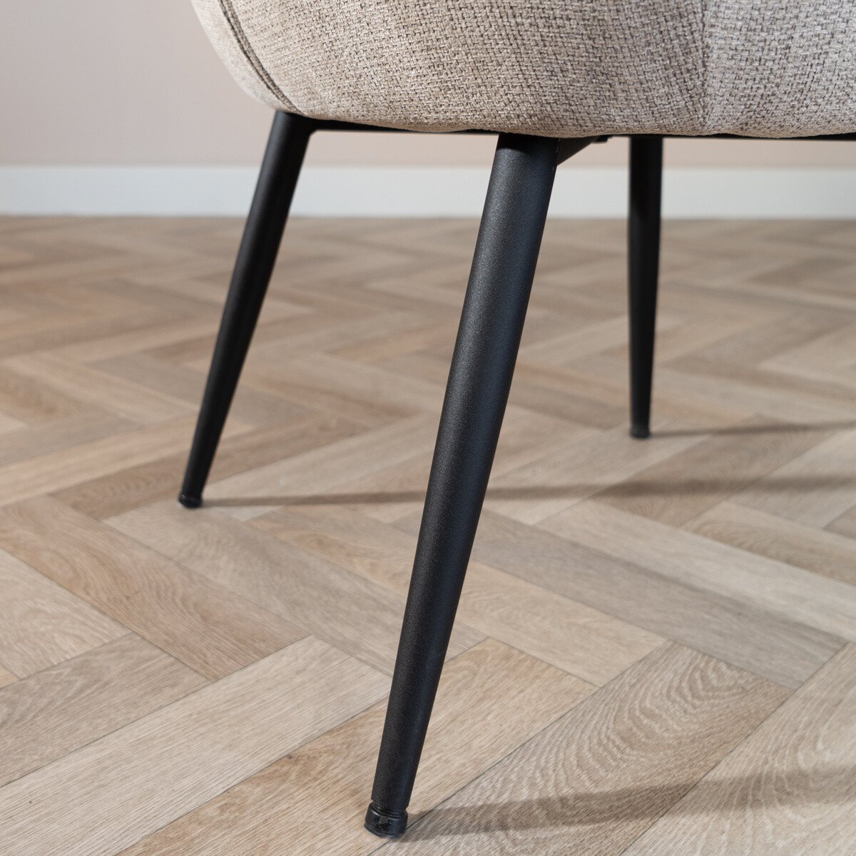 Eetkamerstoel Nova - Duurzaam en Stijlvol